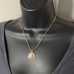 19 Inch Treselle Pendant Necklace